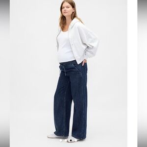 NWT Gap Maternity Full Panel Easy Wide Leg Jeans